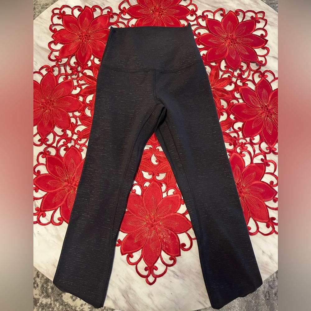 Space grey lulu lemon align leggings like new worn once no pill, huttery soft